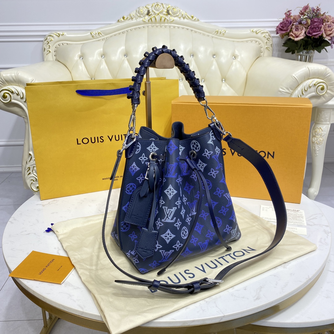 Louis Vuitton MURIA Bucket Bag Mahina Leather M59554 Navy Blue